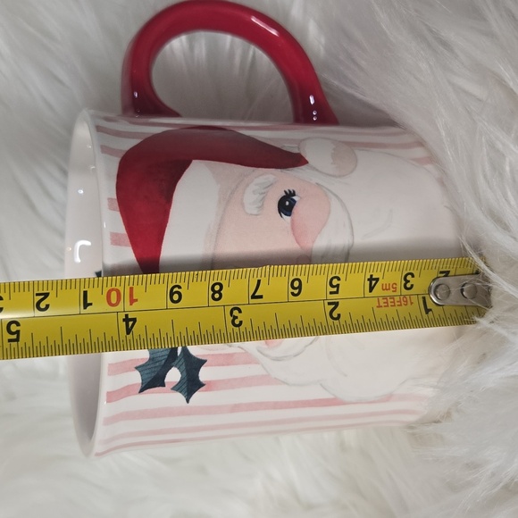Sur la table mug Santa Claus Cup - Picture 14 of 14
